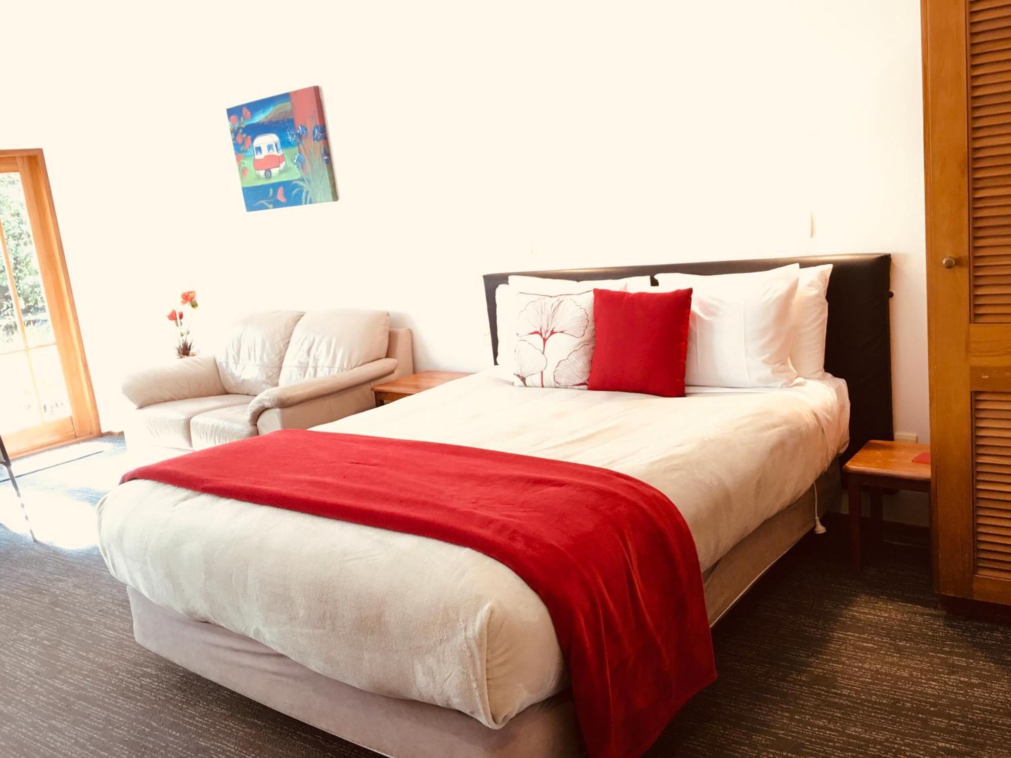 אגם טאופו Cascades Lakefront Motel מראה חיצוני תמונה A bedroom at the hotel