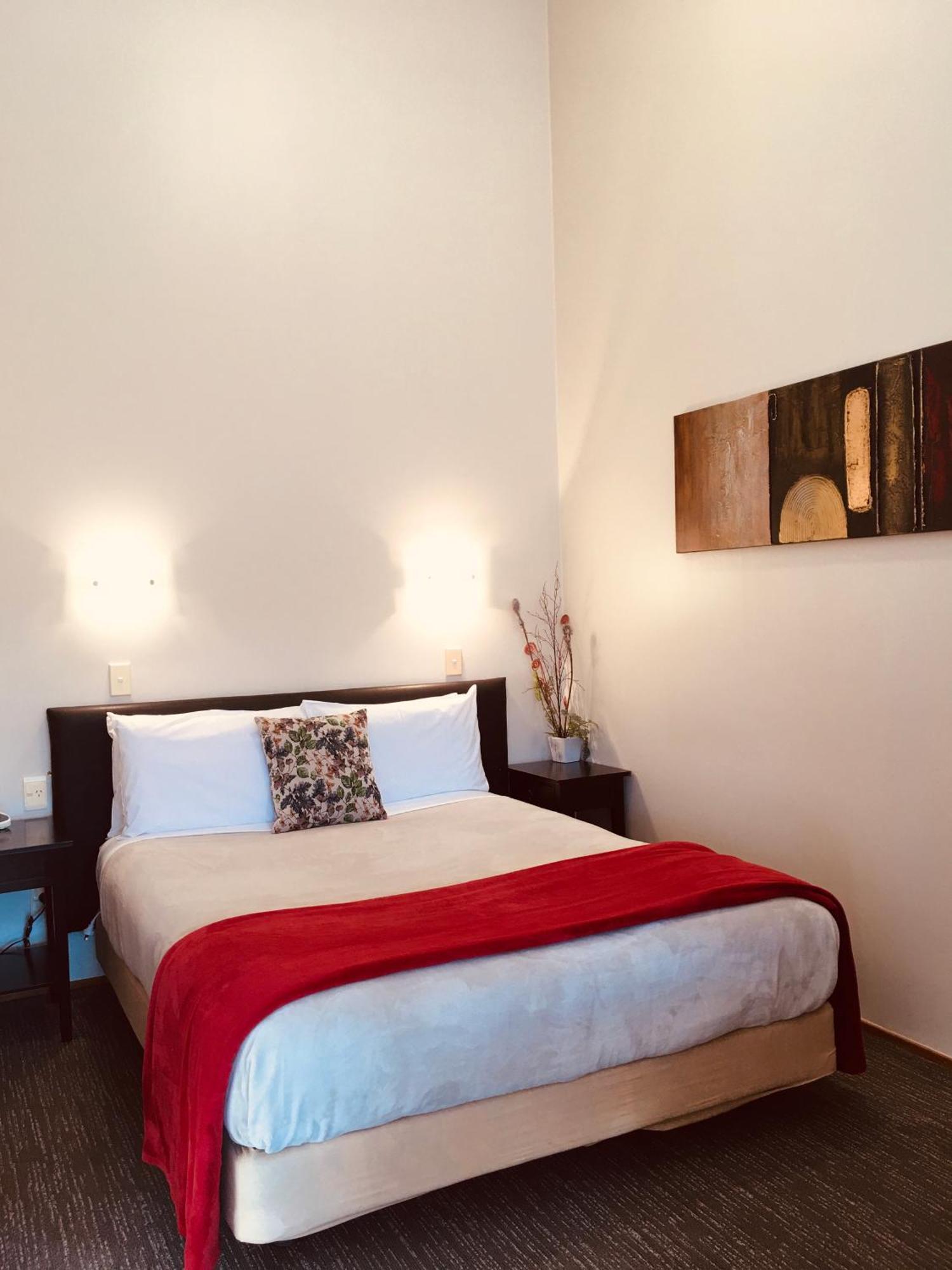 אגם טאופו Cascades Lakefront Motel מראה חיצוני תמונה A bedroom at the hotel